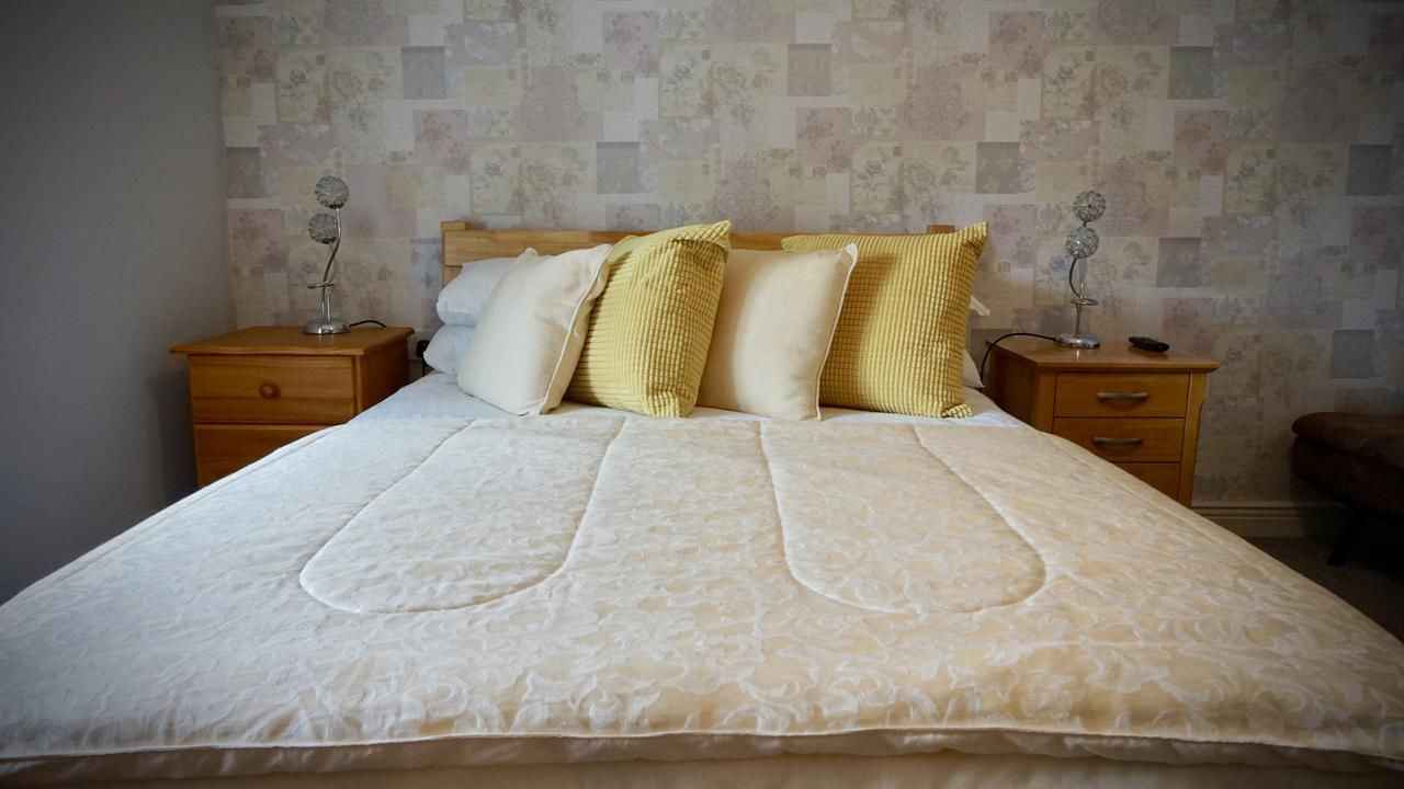 Отели типа «постель и завтрак» Cartron House Ballynakill-28