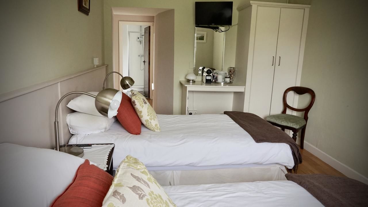 Отели типа «постель и завтрак» Cartron House Ballynakill-32