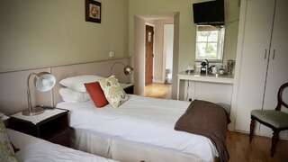 Отели типа «постель и завтрак» Cartron House Ballynakill Двухместный номер с 1 кроватью или 2 отдельными кроватями-4